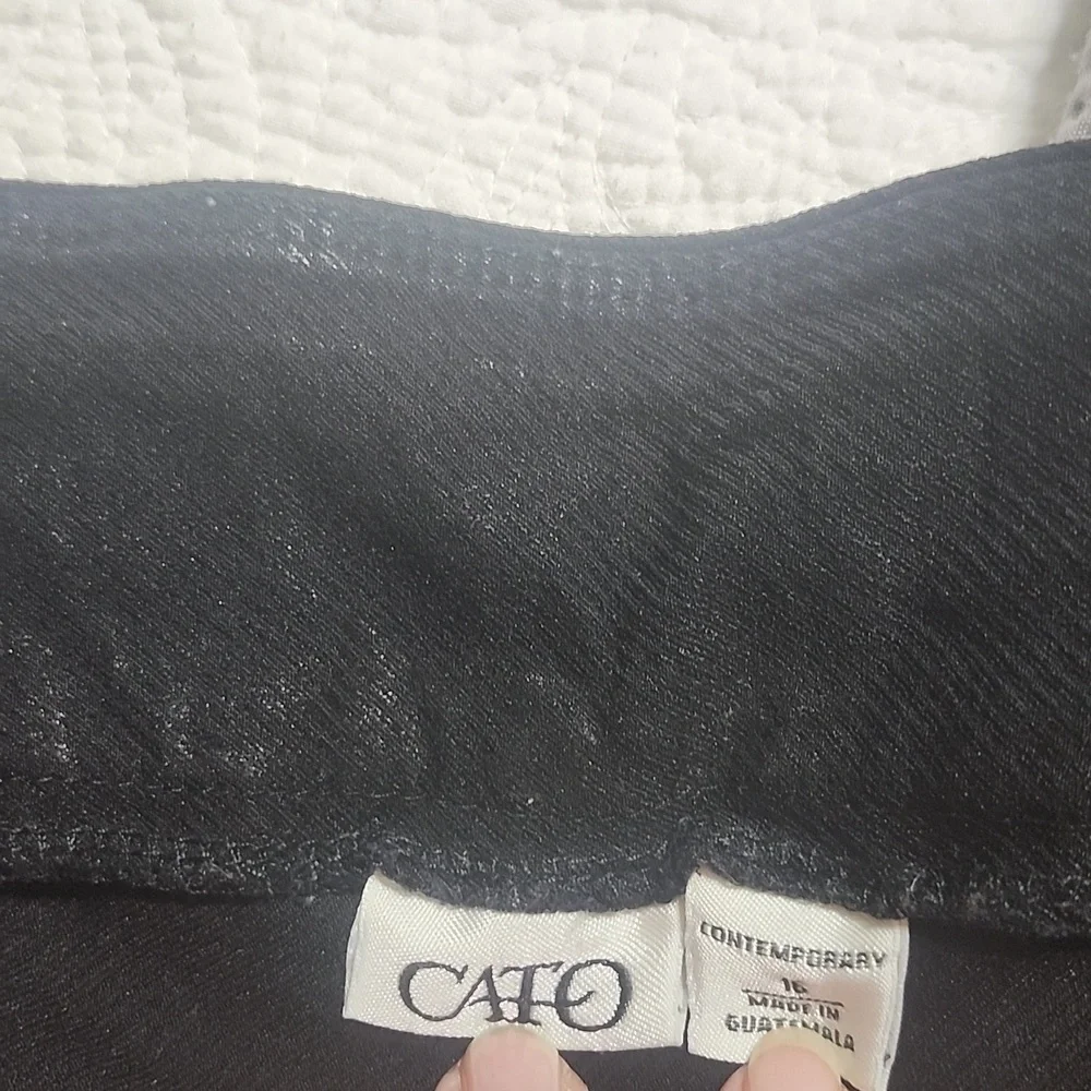 Capris - Picture 2 of 3